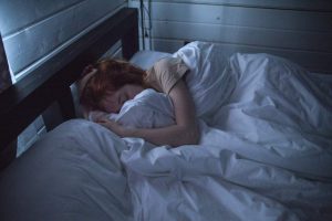 Vous avez du mal à dormir ? Votre guide pour mieux vous reposer commence ici